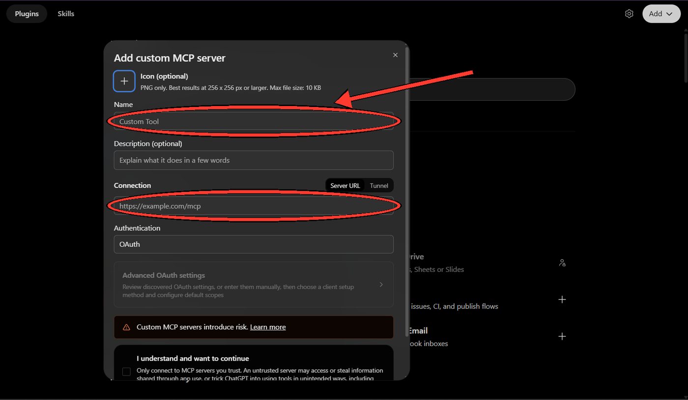 El formulario Add custom MCP server vacío: los campos Name y Server URL, marcados